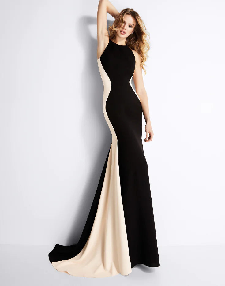 Chic Long Evening Gown for Formal Occasions